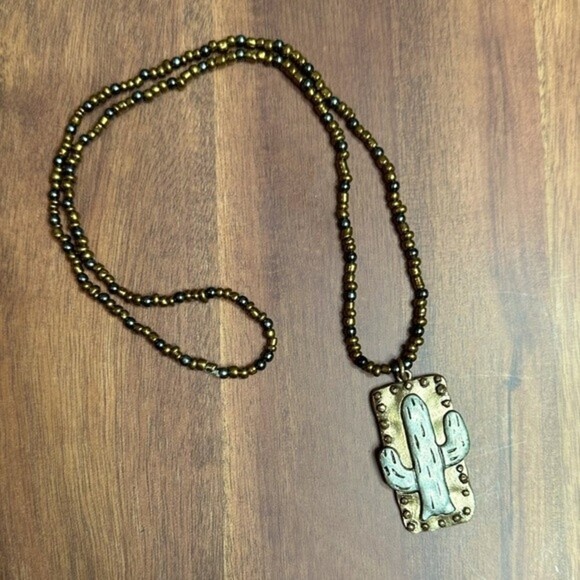 Desert Cactus Seed Bead Necklace - Picture 5 of 7